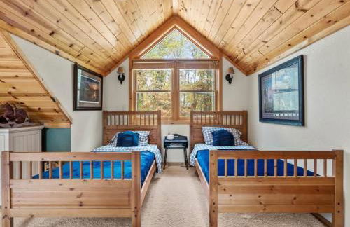 Winter Hideaway Lakeside Cabin Snowmobile - Foto 19