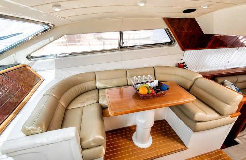 Captain Cangrejo Yacht - Foto 4