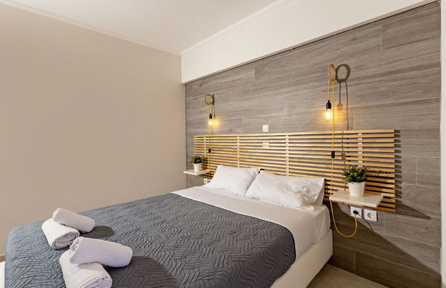 Castello Apartments - Photo 20