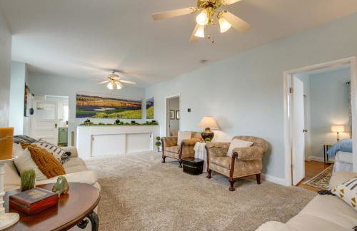 Burley Home with Playground - 1 Mi to Golf Course! - Foto 1