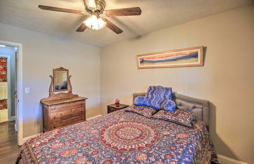 Lakefront Kingsport Home with Private Hot Tub! - Foto 25