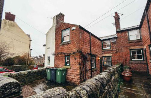A Lovely Family Cottage in Belper - Photo 24