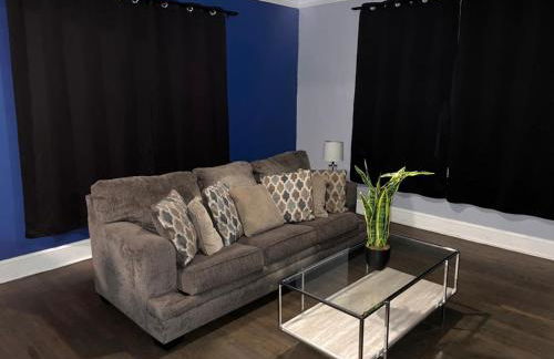 Charming King bed & Queen Sofa bed & TV Wifi - Foto 14