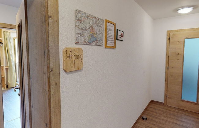 Idyllic Apartment in Stumm With Panoramic View - Photo 2