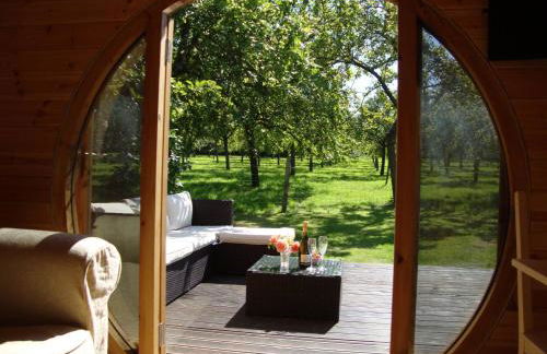 Orchard Farm Luxury Glamping and Campsite - Photo 21