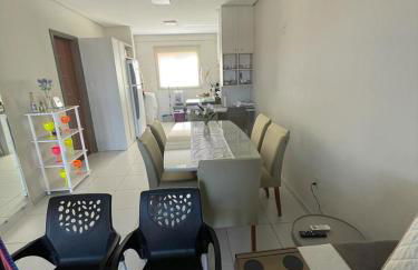 No Atalaia, Fort Poseidon rua do Atalho a 700 metros da praia do Atalaia, apartamento novo decorado, varanda, sala de estar e jantar, 02 suítes, 03 banheiros, lavanderia, cozinha, piscina, churrasqueira, salão de jogos, vista parcial das dunas e mar - Photo 17
