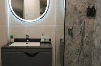 Beyond The Castle - Foto 79