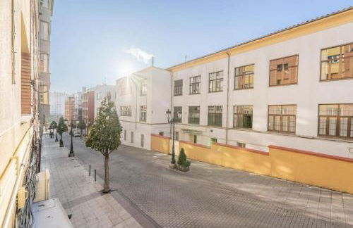 Reformado , céntrico , wifi. - Foto 23