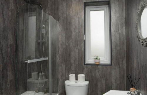 2-Bed Flat Wishaw Free Parking Family-Friendly - Foto 34