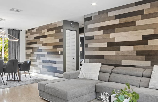 Beach Bliss 10 Mins to Waves 3BR Oasis With Pool - Foto 79