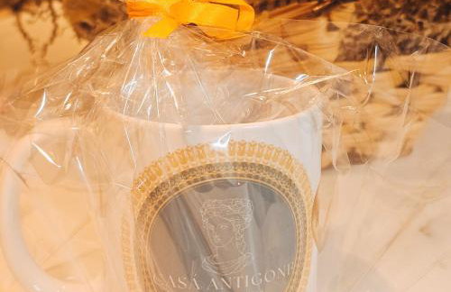 Casa Antigone-Cozy Athens Stay near Metro Mall - Foto 9