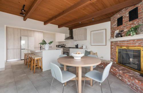 NEW Cozy Modern Home with Hot Tub and Ocean Views - Foto 14