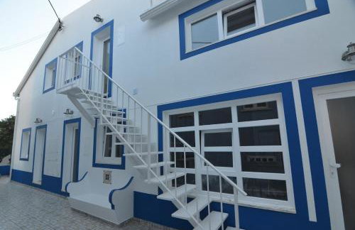 Setubal Courtyard Houses - PAINTERS HOUSE - Photo 3