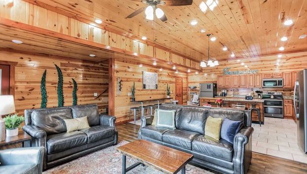 Laurel Point by Avantstay Sleeps 18! Indoor Pool, Hot Tub, Theater, Game Room - Foto 2, Interior