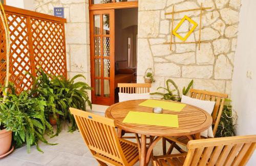 Apartments Lukrecia - Photo 30