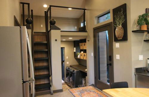 Luxe Lake Cabin Hot tub Grill Firepit EV charger - Foto 23