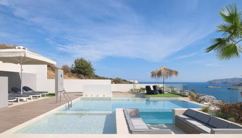 Mayana Luxury Villa, an infinite blue experience, by ThinkVilla - Foto 2, sunbed