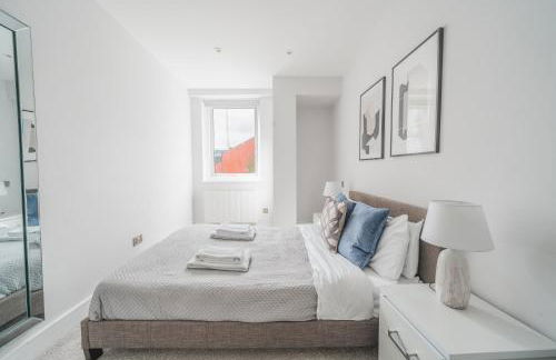 Lovely 1 Bedroom Apartment in Eastleigh Town Centre - Foto 11