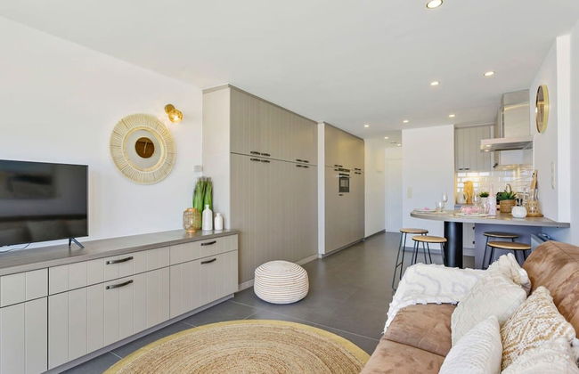 Beautiful Studio With Stunning Seaview and Terrace - Foto 36