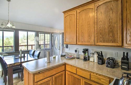 Lake View Home with Grill Hike, Boat, Relax! - Foto 13