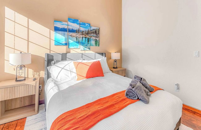 Fully Remodeled Tahoe Retreat with Game Room and Hot Tub - Foto 9