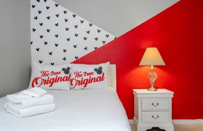 Amazing 5 BR w Game Room Minutes From Disney - Foto 61