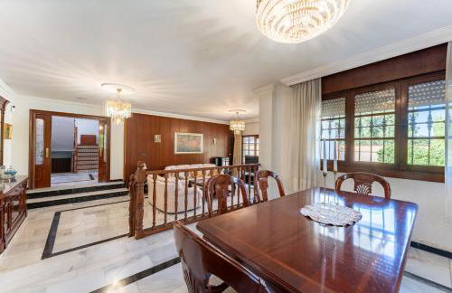 Villa con piscina en Churriana - Photo 27