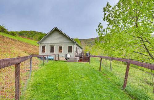 Pet-Friendly Boone Cabin with Mtn Views and Hot Tub! - Foto 21