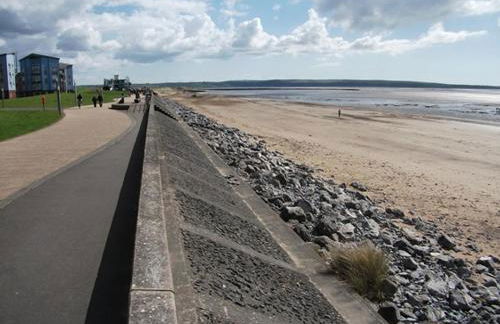 Beach Front Ground Floor Apartment - Foto 12