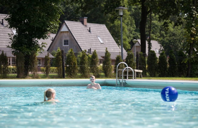 Relaxing Sauna Villa Retreat - Photo 19