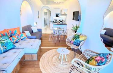 LE ROCAMARE -Superb-Atypical Sea view-A.C-WIFI - Foto 4