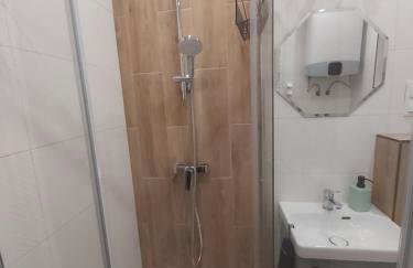 Domek w ogródku - Foto 4