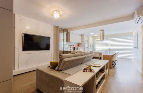 Apartment w/ Pool, 85m from beach in Jurerê PTJ203 - Photo 2