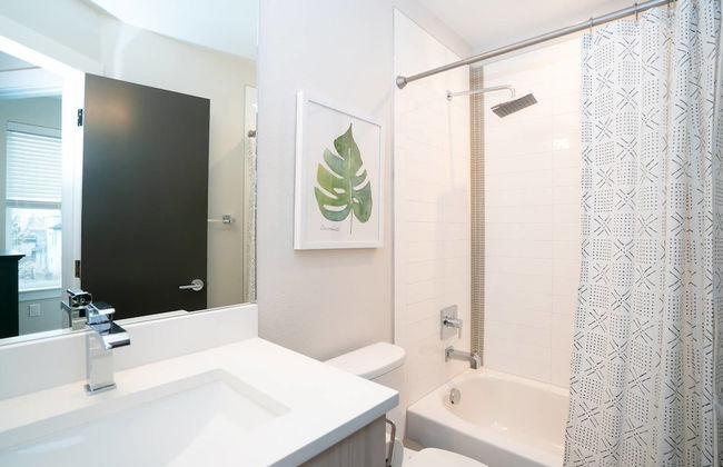 Frida's Abode Walk to the Stadium Rooftop View - Photo 27