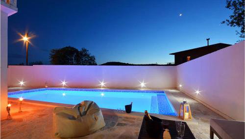 3 Bedroom Amazing Home In Pozorac - Foto 4