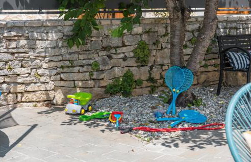 Cozy Home In Peresiji - Foto 41