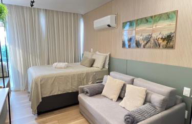 Viva hospedagens - Flat 009 beira mar com Varanda e piscina aquecida - Foto 2