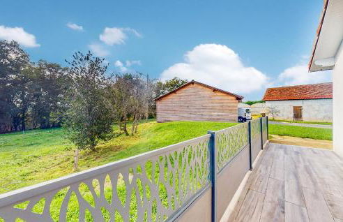 4 Bedroom Amazing Home In Sanilhac - Foto 10