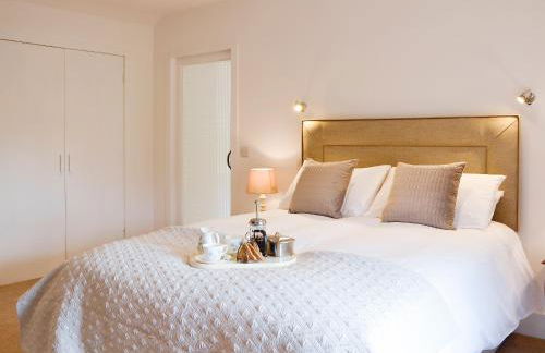 The Coach House - Photo 13