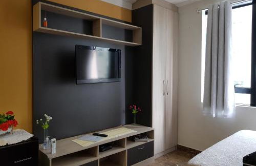 Flat Novo1 - Cama Queen, Ar, Estac e Internet - Foto 4