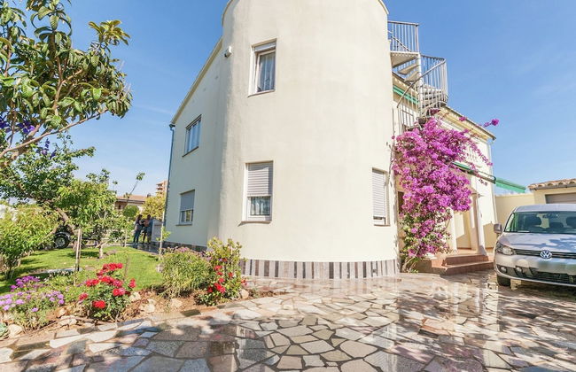 Holiday Home With Private Pool in Sant Pere Pescador - Foto 37