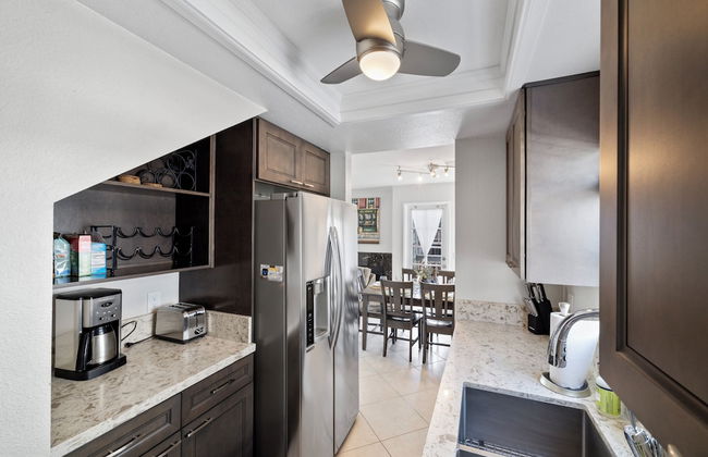 Seafaring Sweet Dreams 5 Minute Walk to Beach! - Foto 18