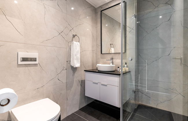 Urban Palette - Modern Artistic Green Point Apt - Foto 21