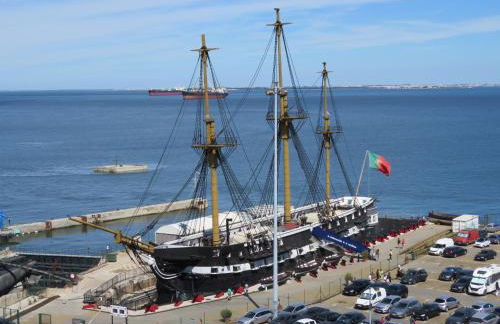 TEJO HOUSE RIVER Lisbon (Cacilhas) - Foto 70