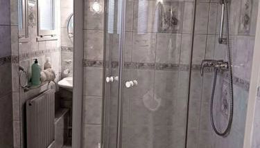 Pau centre vue sur les Pyrénées pour 2 nuits au minimum - Foto 2, Shower