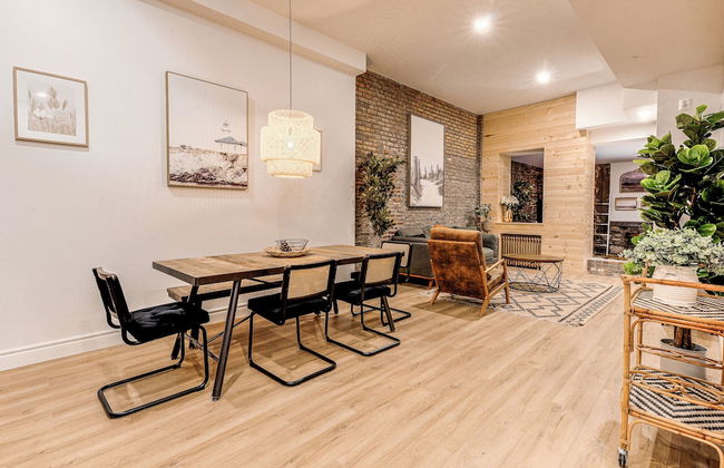 Bohemian Vieux Quebec Two Bedroom - Photo 9