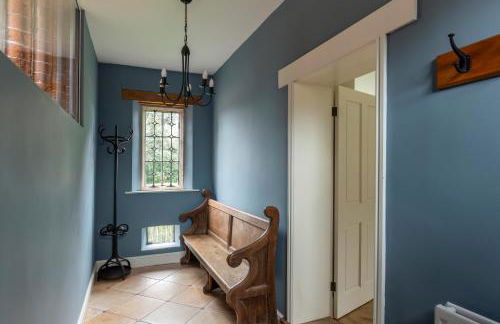 West Gables - Photo 3