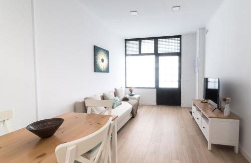 Moonkey - Apto. Albéniz, con acogedor patio - Photo 6