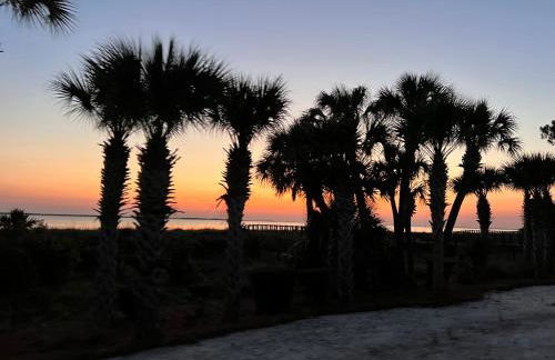 On Seabatical in Windmark Resort! - Bikes, Walk to Beach, Pool, Beach Gear, Golf Cart Incl! - Foto 45