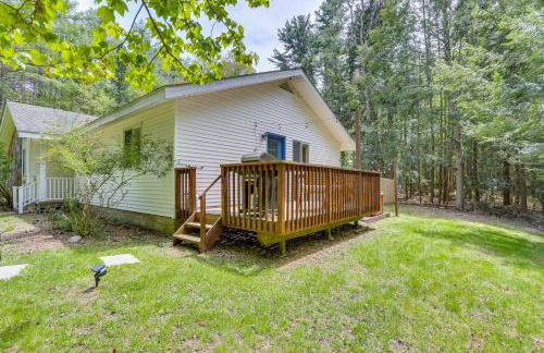 Cozy Swan Lake Apt with Grill and Private Yard - Foto 21